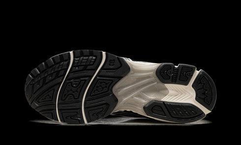Gel Kayano 14 "Black / Seal Grey"